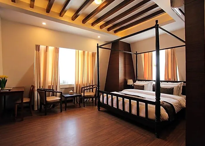 Sunshine Boutique 3*
